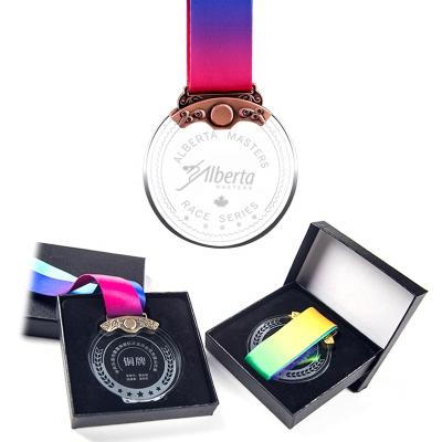 China Europe Yiwu Medals And Trophies Manufacture Wholesale Sport Engraving Crystal Medal With Gift Box for sale