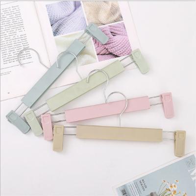 China Lady Kids Children Child Modern Anti-Slip Wooden Trouser Pants Wooden Hanger Women Men Clothes Hanger with Metal Clips for sale