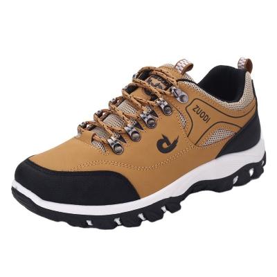 China Cushioning Increasing Outdoor Shoes Men Boots Waterproof Winter Mountaineering High Top Sneakers Hunting Boots For Mens Trainers for sale