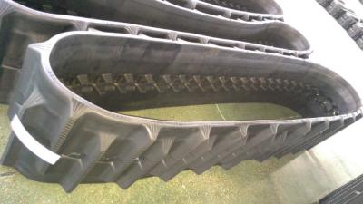 China Black Rubber Kubota Replacement Tracks , Flexible Harvester Rubber Tracks KB350x90x58 for Kubota for sale