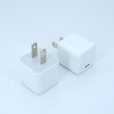 China Type-c 20W Mobile Phone Charger For Samsung Mini Design Fast Charging Tablets Ipad for sale