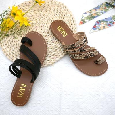 China Fashion Trend Snake Pattern Belt Non-slip Outdoor Slippers Beach Slide Ladies Flat Slippers for sale