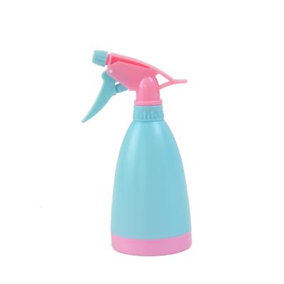 China Refillable PE Spray Bottle Empty Bottle Candy Color 400ML Plastic Sprayer For Garden Trigger Cleaning Sprayer for sale