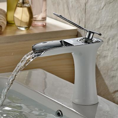 China Thermostatic Faucets Modern Bathroom Metered Deck Mounted Sink Basin Faucet for sale