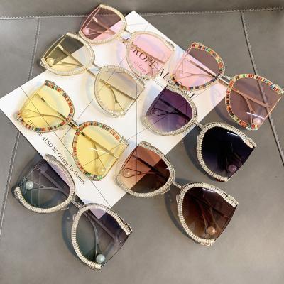 China 2021 Luxury Zircon Sun Shades Fashion Sunglasses Half Frame Fashion Diamond Bling Women Sunglasses 1781 for sale