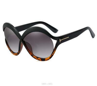 China Fashion sunglasses 2022 95368 fashion summer new big uv400 T frame sunglasses uv400 T frame sunglasses outdoor sun shades for sale