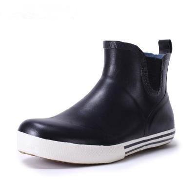 China Popular Design Comfortable Wear Waterproof Ankle Work Boots Rubber Rain Boots Men for sale