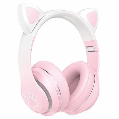 China Fast Charging Cat Ear Style In-Ear Cable Gaming Earphone With MIC For Internet Computer Gaming Earphone for sale