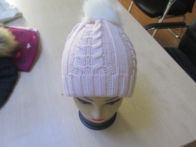 China Acrylic Hat for Ladies and Girls--Cross Hawse--Outside and Winter--Double Layer for sale