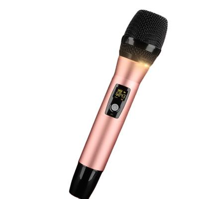 China Hot Selling Handheld Microphone Wireless Handheld Microphone with High Quality for Live Broadcasting for sale