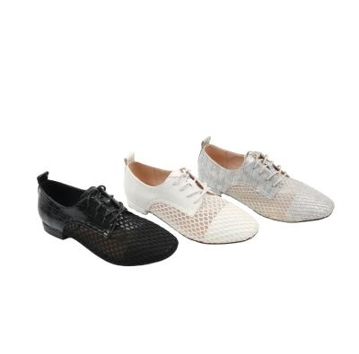 China New Summer Trend Fashion Flat Lady Shoe Simple Style With PU And Mesh Material Lace Up Women Causal Shoe for sale