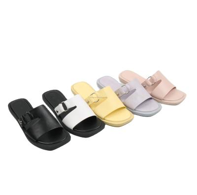 China Fashion Trend New Fashion Fancy Slippers Fit Latest Flat Slippers For Women for sale