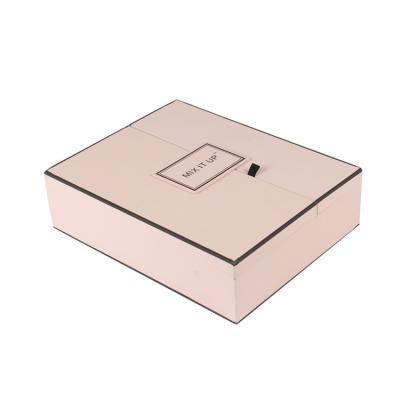 China Handmade Bespoke Pink Two Doors Cardboard Luxury Perfume Gift Set Packaging Box for sale