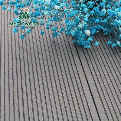 China Modern direct selling classic high quality wood grain best price easy installing composite flooring wpc decking for sale