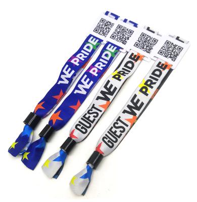 China Unique Polyester NFC Wristband QR Code NFC RFID Woven Fabric Event Wristband for sale