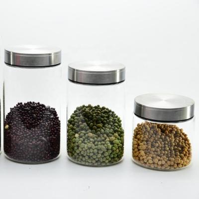 China Sustainable High Borosilicate Glass Storage Jar With Screw Metal Lid for sale