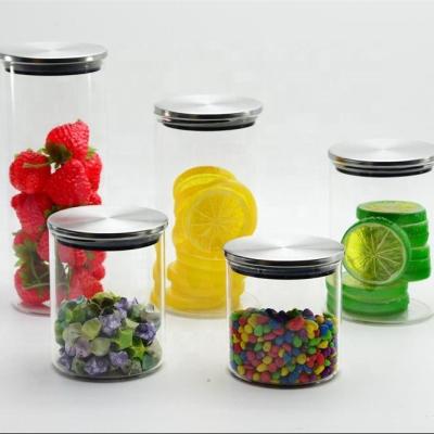 China Sustainable High Borosilicate Glass Storage Jar With Metal Lid For Food for sale