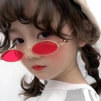 China 2022 New High Quality Metal Frames Kids Round Sunglasses Party Retro Cute Elliptical Fashion Kids Sunglass Small Logo Custom Wholesale for sale