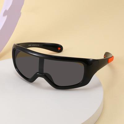 China Sports sunglasses 2022 kids sport contrast enhancing sunglasses sun uv400 fashion glass kids sunglasses polarized custom logo wholesale gafas for sale