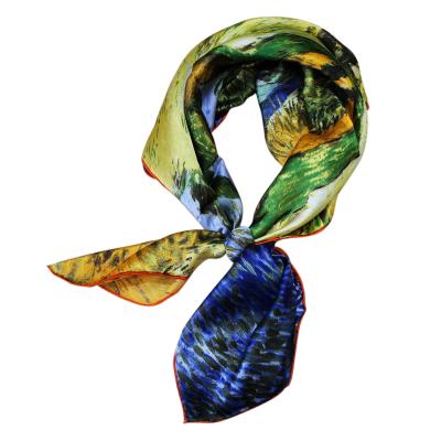 China Classic Square Silk Square Scarf Women Fashion Scarf Print Pattern High Quality Silk Scarves Shawl for sale