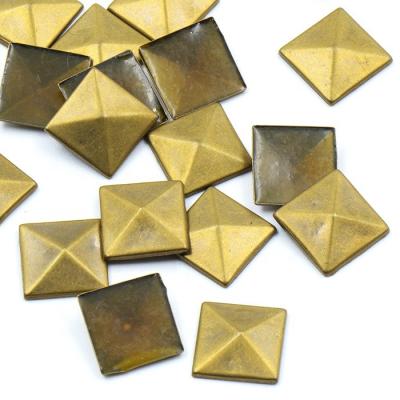 China Flatback Pyramid Square Iron-On Hot Fix Copper Studs for sale