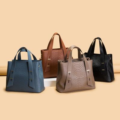 China 2023 Wholesale Young Woman Three Piece Set PU Factory Handbags Bags Lady Design Purses For Woman for sale