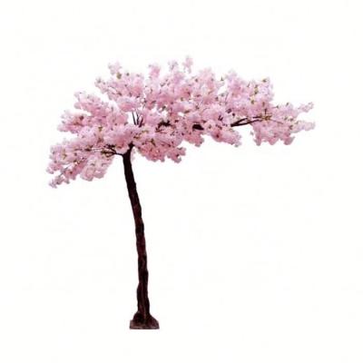 China Eco-Friendly Materials YHSDB004 Wholesales Artificial Arched Cherry Blossom Tree Pink Wedding Fake Cherry Tree Plant for sale