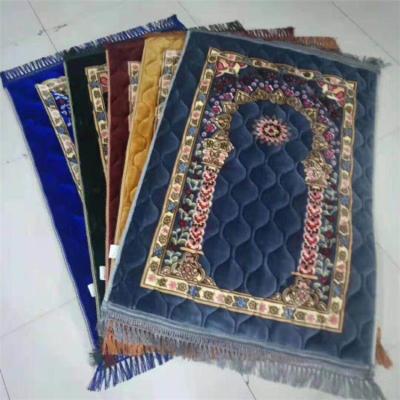 China Muslim Soft Anti Slip Backing Raschel Prayer Blanket Turkey Prayer Mat Memory Foam Islam Prayer Mat For Muslims for sale