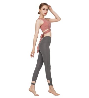 China Sexy Women Breathable Elastic Yoga Set Sweatpants Women Sweatpants Designs Yoga Set Nylon Spandex Made for sale