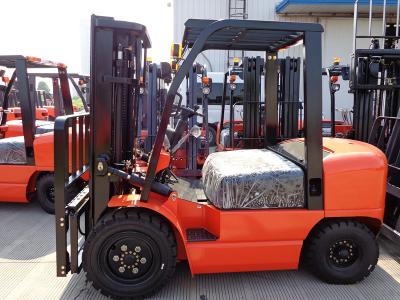 China 3T  Hydraulic / Auto Diesel Forklift Truck , Counterbalance Forklift  CPCD30H for sale