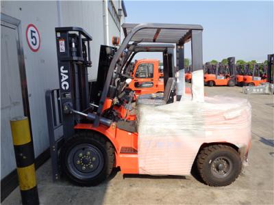 China Super Market Diesel Counterbalance Forklift Truck 3 Ton CPCD30 ,  3000mm Lifting Height for sale