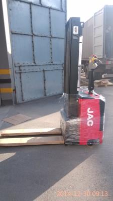 Cina Immagazzini 1,5 tonnellate Walkie/l'impilatore elettrico del pallet del carrello elevatore camion batteria/del cavaliere in vendita