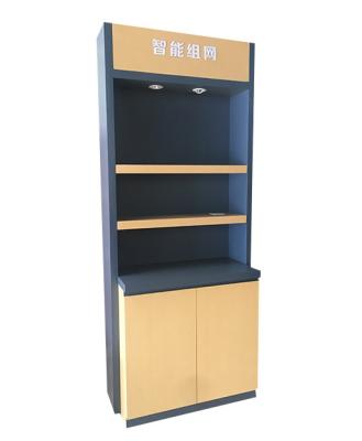 China AI housekeeping appliance display shelves for mall customized MDF wood with painting display shelves for retail shop Te koop