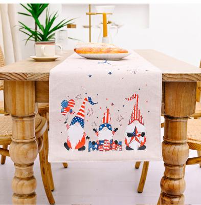 China 100% Eco-Friendly 4th of July Decor Independence Day Decoration Table Runner Fabric Printed for sale