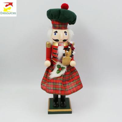 China Eco - Friendly Christmas Nutcracker Decoration Gift Wooden Performer Nutcracker for sale