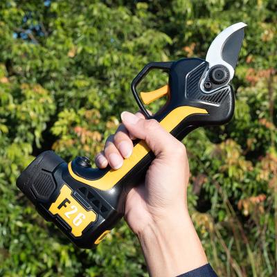 China Light Weight 25mm 16.8v Anti-skid Portable Cordless Scissors Handle Electric Shears Rechargeable Secateur Electrique Pruner for sale