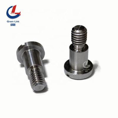 China Flat Stainless Steel M3 M4 M5 M6 M8 Slotted Shoulder Screw Din923 Slotted Pan Head Screws With Shoulder for sale