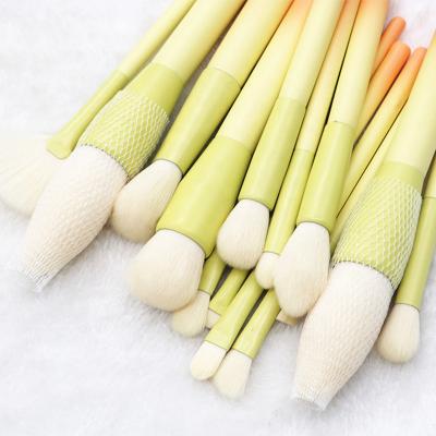 China Hot Selling Rainbow Candy Makeup Brush High Quality Silky Soft Gradient Color Soft Makeup Brush With Brush Bag for sale