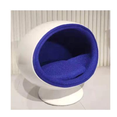 China Strong Pet House Egg Shaped Swivel Customized PED Bed Acrylic Luxury Small Pet Bed for sale