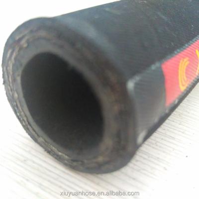 中国 Industrial High Temperature Wire Braided Rubber Steam Hose 販売のため