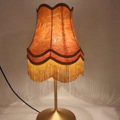 China Lace On Top And Bottom Modern Indoor Decoration Light Softback Lampshade ,Tassel Shade For Table Lamp for sale