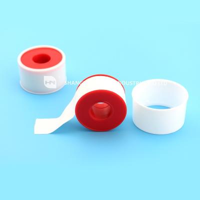 China Zinc Oxide Tape Adhesive Plaster Breathable Medical Tape Roll For Medical Use for sale