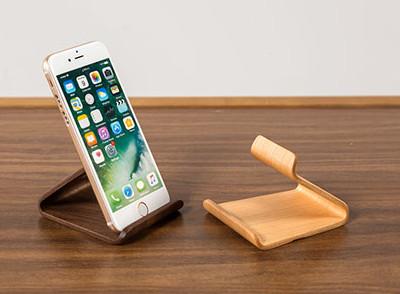 China Office Cell Phone Holder Oak Wood , Customizable Iphone Phone Stand Non Toxic,Phone Rack , Phone Stand for sale