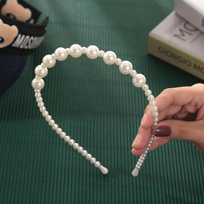 China New Next Friendly Material Best Price Customized Available Handwoven Knotted Pearl Headband Girls Manufacturer From China for sale