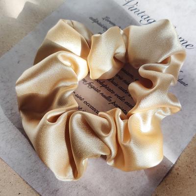 China Custom European and American Luxury Silk Scrunchie Designer Large Style Hair Band Women Elastic Hair Band Head Wrap 100% Real For Makeup for sale