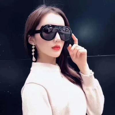 China Fashion Sunglasses Aviation Glass One Piece Sunglasses For Men Luxury Brand Design France Glasses Shape Classic Sun Glass Women Sunglasses for sale