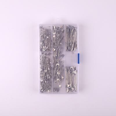 China Durable Fastener Non-Rusting Silver Safety Pin For Clothing Accessories for sale