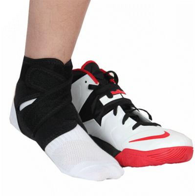 China Breathable Adjustable Adjustable Compression Neoprene Ankle Support Brace for sale