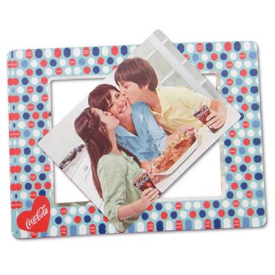 China Metal Family Gifts Frame Mini Photo Frame For Fridge Magnet With Custom Design for sale