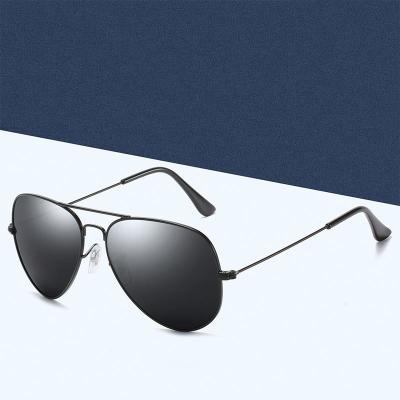 China Sports Sunglasses 2021 Fashion Double Bridge Metal Men's Black Sunglasses Sport Sun Glasses for sale